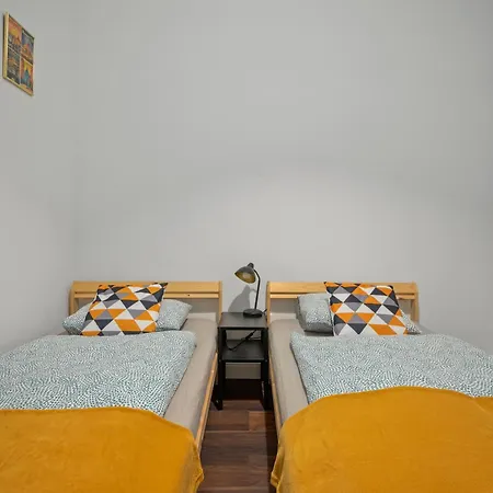 Colourful In The Party District Apartman Budapest