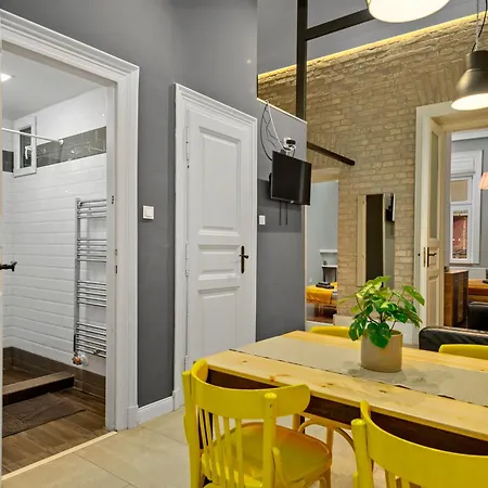 Colourful In The Party District